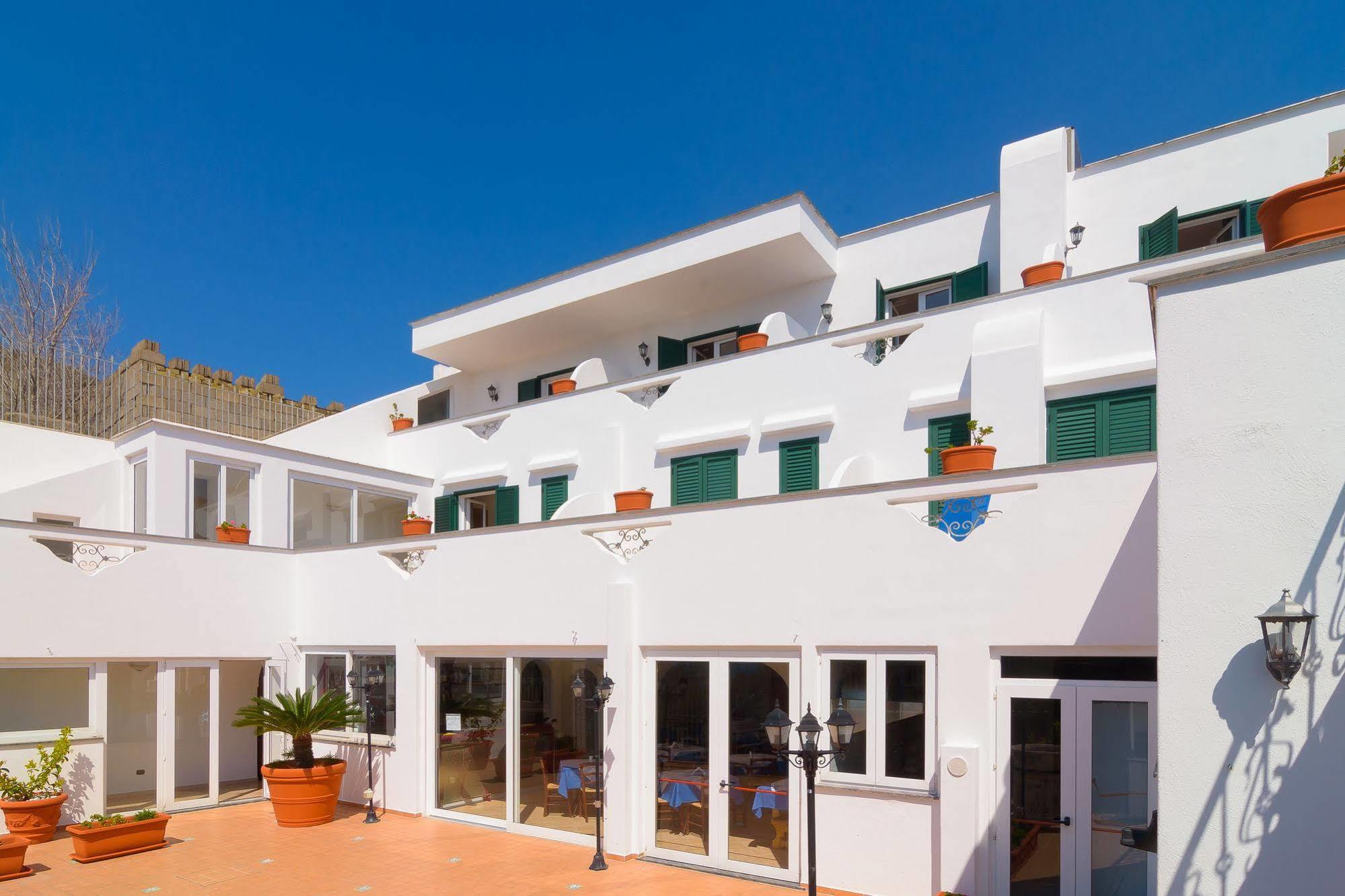 Hotel Villa Fumerie Forio  Bagian luar foto